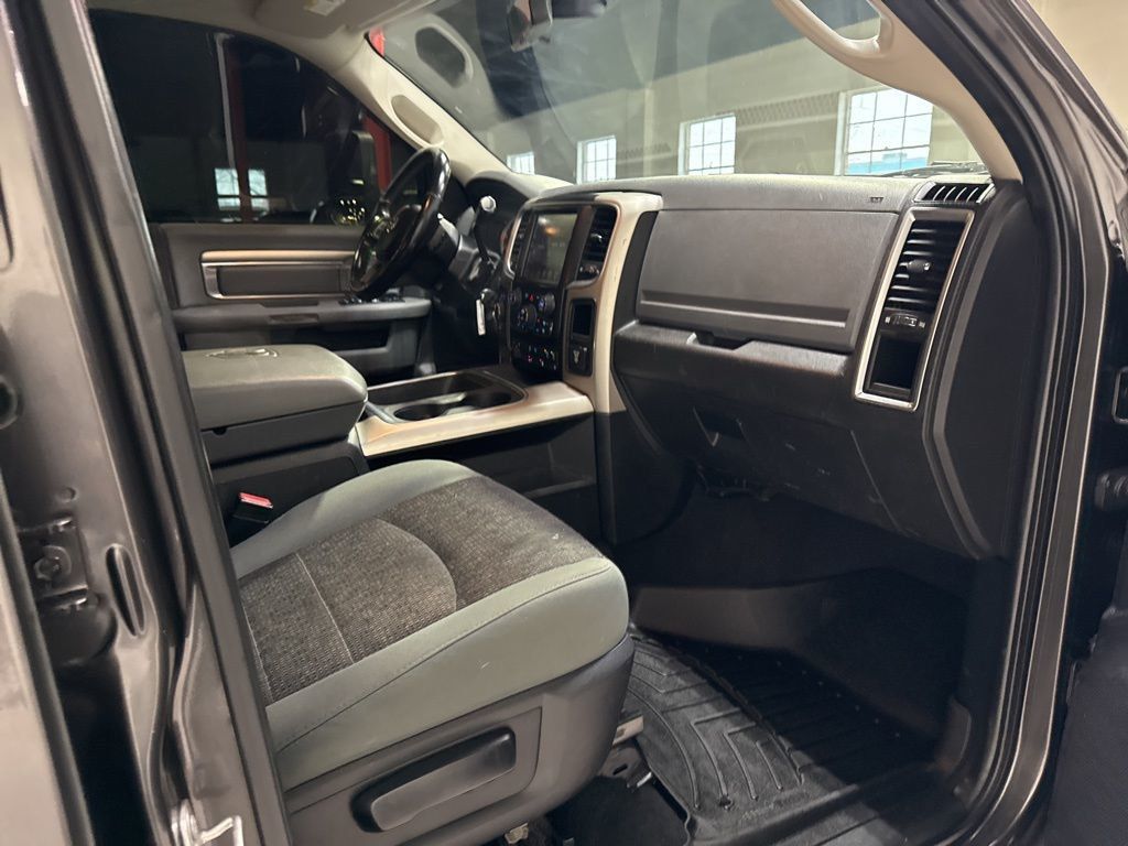 2017 Ram 2500 Big Horn 4x4 Mega Cab 6'4" Box - 22979078 - 50