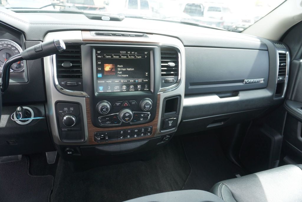 2017 Ram 2500 LARAMIE - 23014412 - 29
