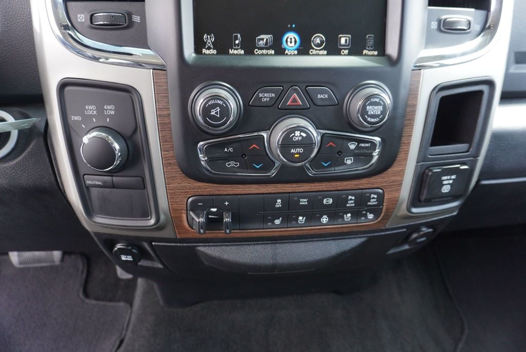 2017 Ram 2500 LARAMIE - 23014412 - 38