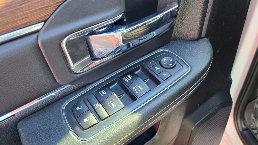 2017 Ram 2500 Laramie Sport  - 22992210 - 12