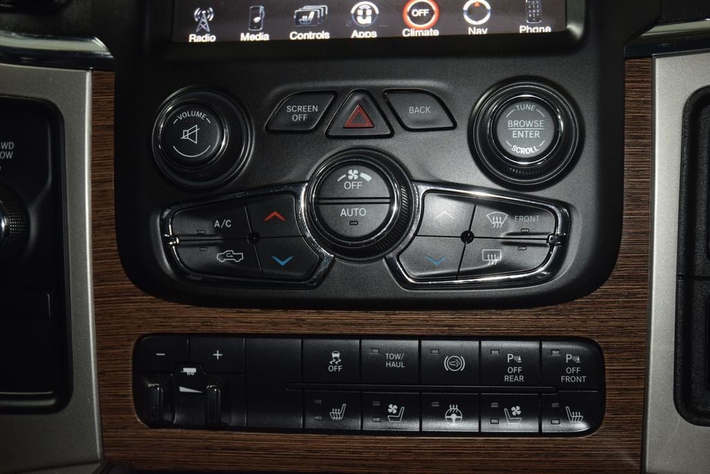 2017 Ram 2500 Laramie Sport  - 22992210 - 26