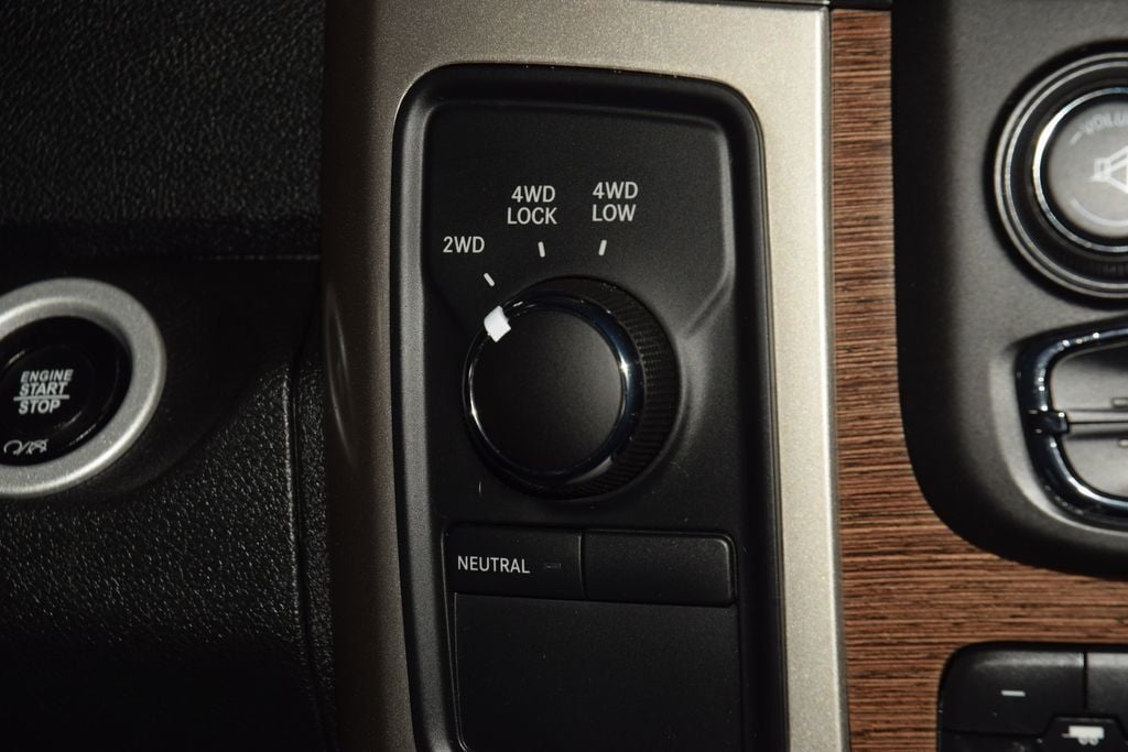 2017 Ram 2500 Laramie Sport  - 22992210 - 27