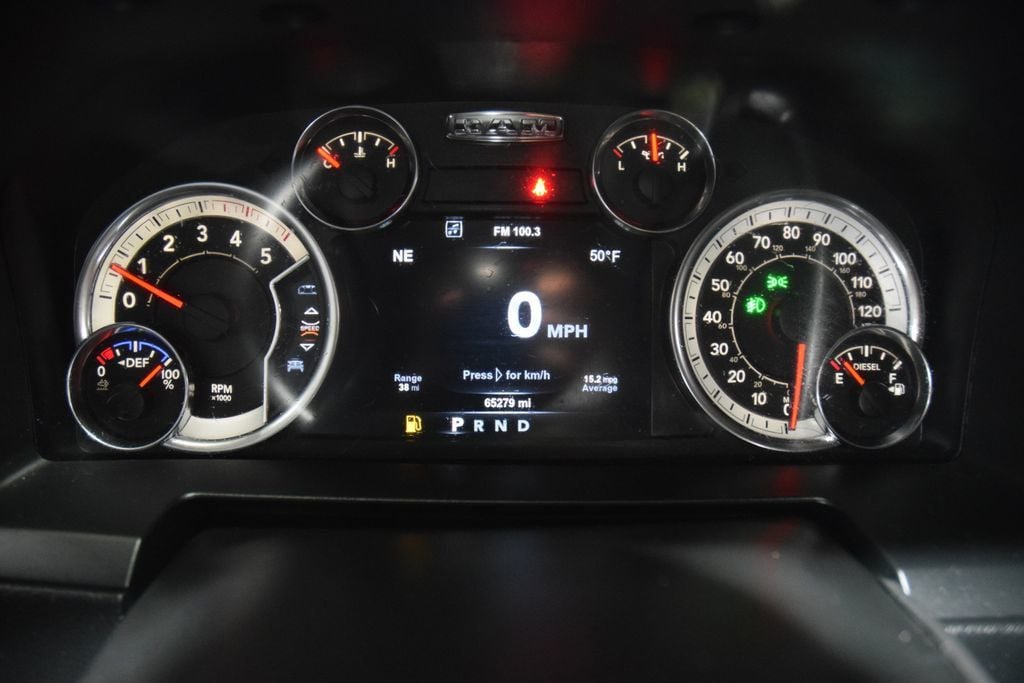 2017 Ram 2500 Laramie Sport  - 22992210 - 43