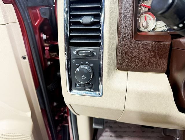 2017 Ram 2500 Longhorn 4x4 Crew Cab 6'4" Box - 22933046 - 19