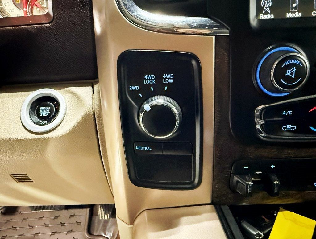 2017 Ram 2500 Longhorn 4x4 Crew Cab 6'4" Box - 22933046 - 31