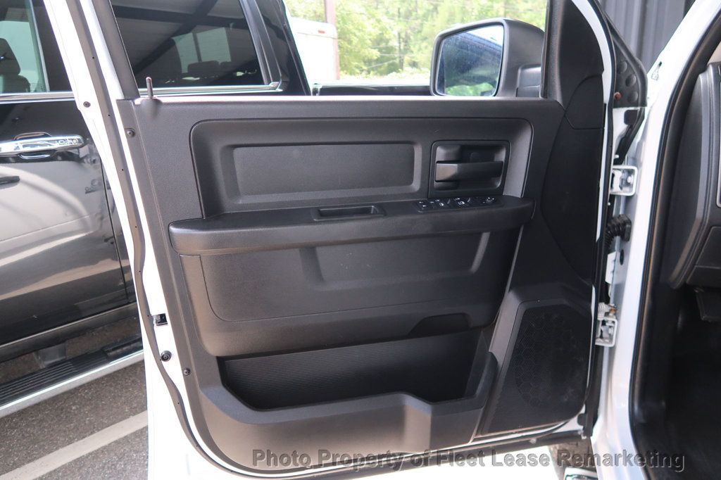 2017 Ram 2500 Ram 2500 2WD Crew Cab Utility  - 22879862 - 12