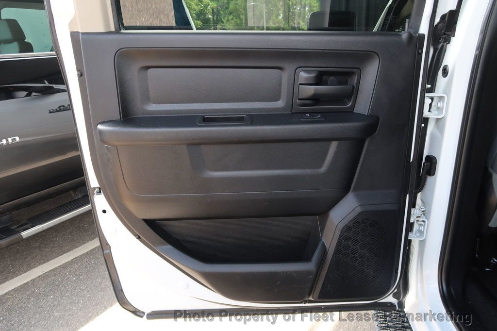 2017 Ram 2500 Ram 2500 2WD Crew Cab Utility  - 22879862 - 16