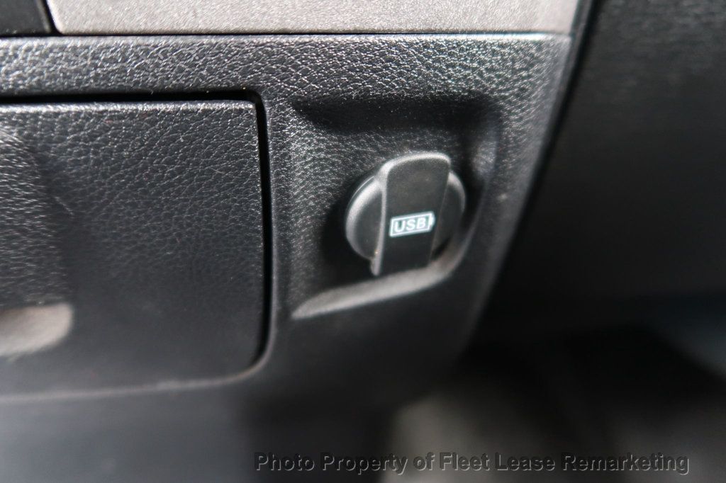 2017 Ram 2500 Ram 2500 2WD Crew Cab Utility  - 22879862 - 34