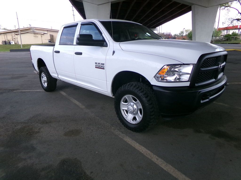 2017 Ram 2500 Tradesman 4x4 Crew Cab 6'4" Box - 23000137 - 3