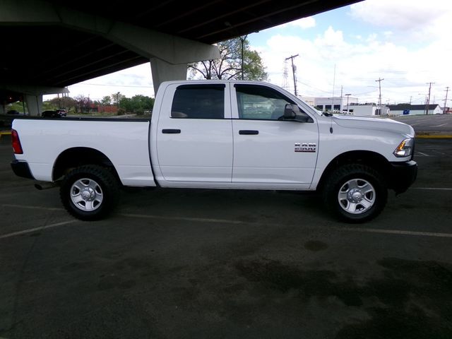 2017 Ram 2500 Tradesman 4x4 Crew Cab 6'4" Box - 23000137 - 4