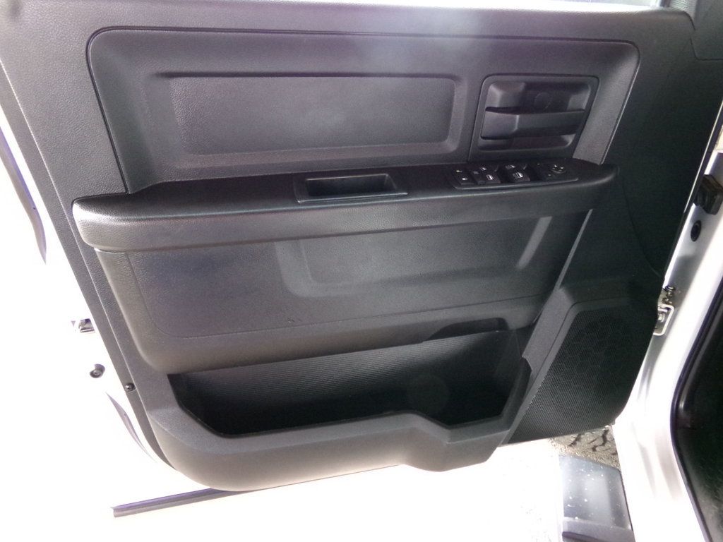 2017 Ram 2500 Tradesman 4x4 Crew Cab 6'4" Box - 23022038 - 18
