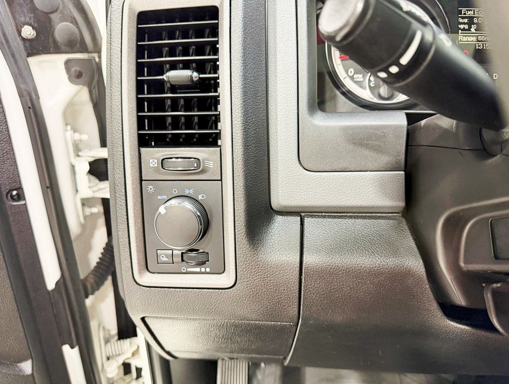 2017 Ram 2500 Tradesman 4x4 Reg Cab 8' Box - 22897467 - 12