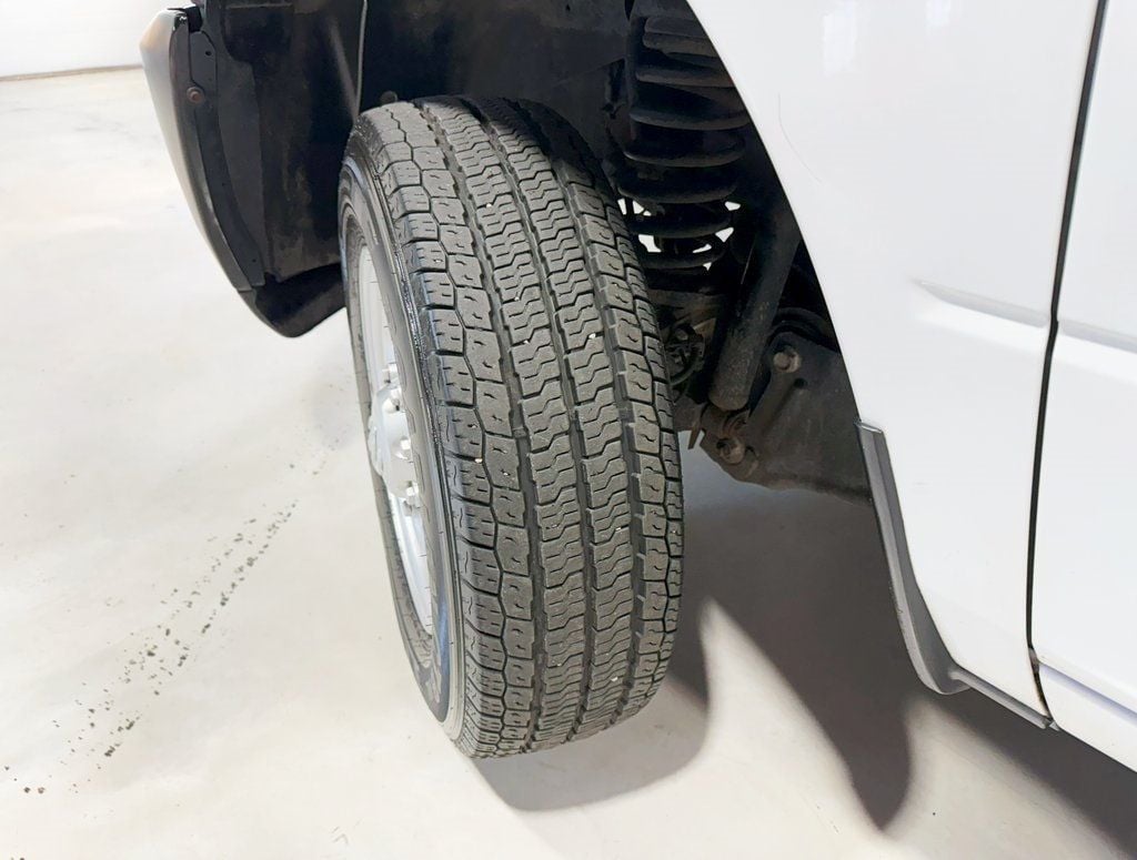 2017 Ram 2500 Tradesman 4x4 Reg Cab 8' Box - 22897467 - 2