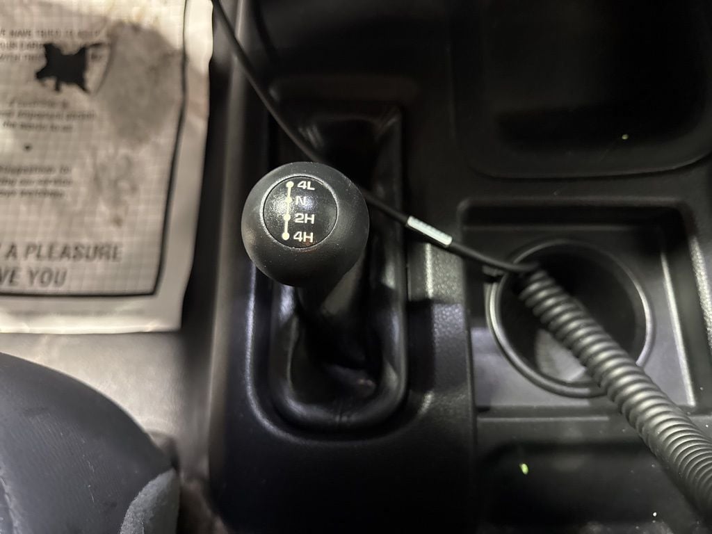 2017 Ram 2500 Tradesman 4x4 Reg Cab 8' Box - 23009310 - 17