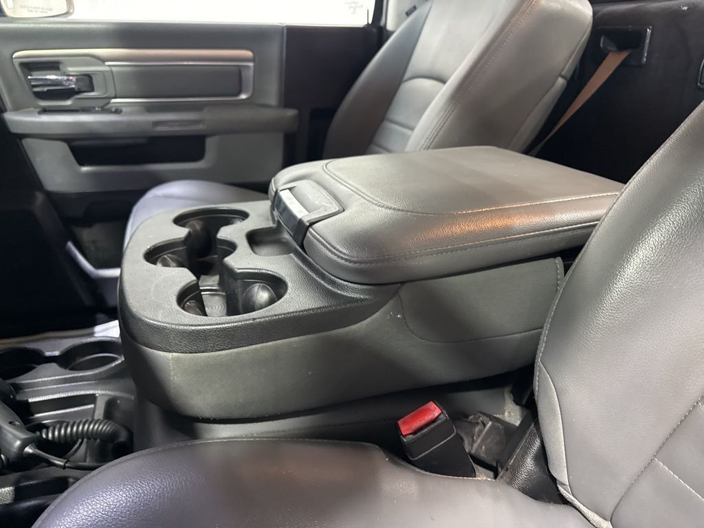 2017 Ram 2500 Tradesman 4x4 Reg Cab 8' Box - 23009310 - 22