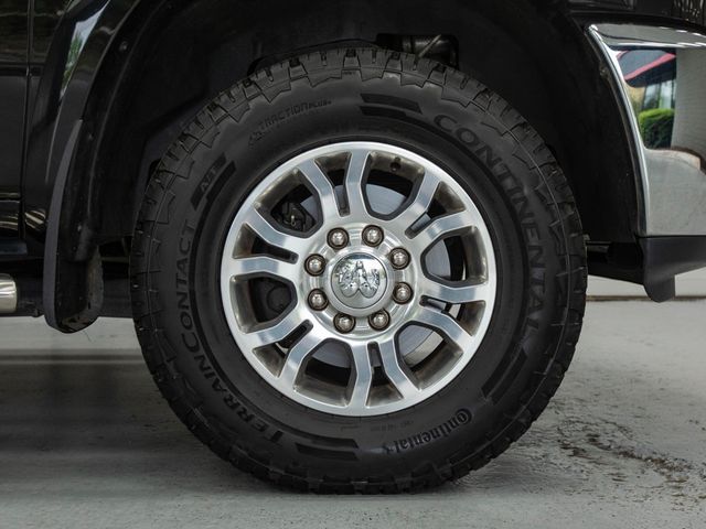 2017 Ram 3500 Laramie 4x4 Mega Cab 6'4" Box - 23016853 - 11