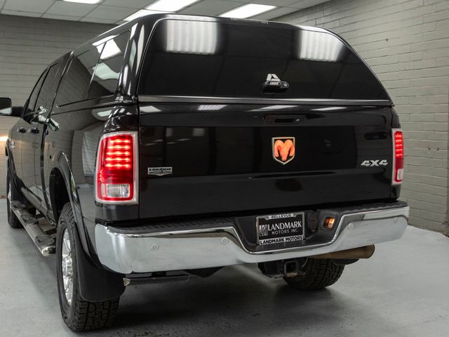 2017 Ram 3500 Laramie 4x4 Mega Cab 6'4" Box - 23016853 - 40