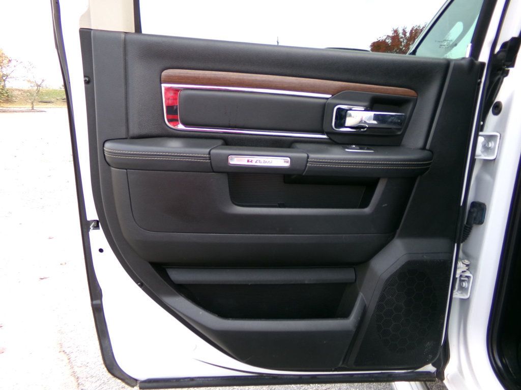 2017 Ram 3500 Laramie 4x4 Mega Cab 6'4" Box - 22944951 - 11