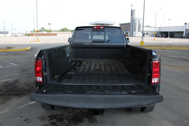 2017 Ram 3500 Lone Star 4x4 Crew Cab 8' Box - 23058677 - 7