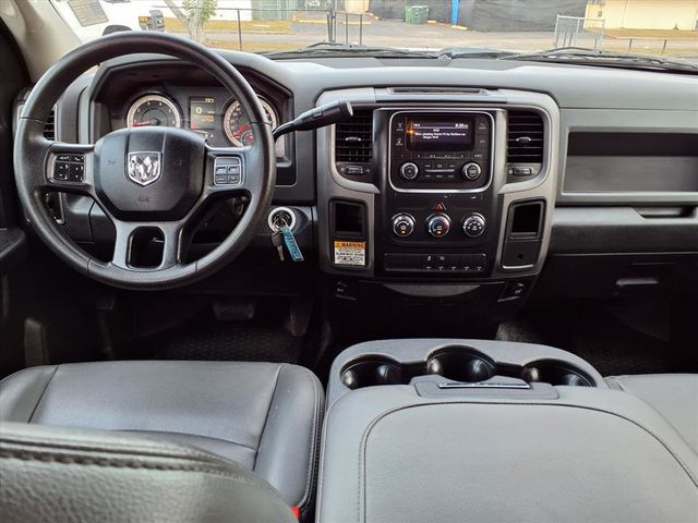 2017 Ram 3500 Tradesman 4x2 Crew Cab 8' Box - 22952796 - 9