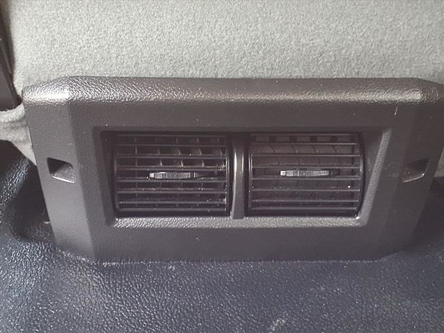 2017 Ram 3500 Tradesman 4x2 Crew Cab 8' Box - 22952796 - 15