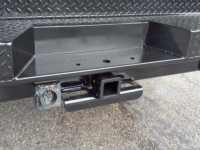 2017 Ram 3500 Tradesman 4x2 Crew Cab 8' Box - 22952796 - 19