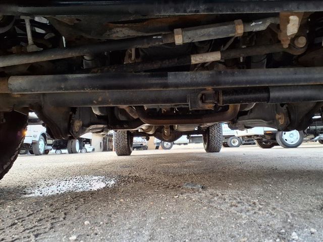 2017 Ram 3500 Tradesman 4x2 Crew Cab 8' Box - 22952796 - 23