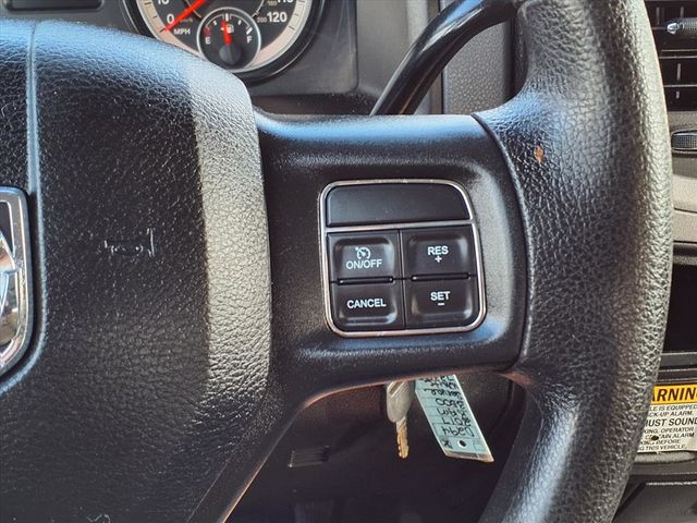 2017 Ram 3500 Tradesman 4x2 Crew Cab 8' Box - 22952796 - 26