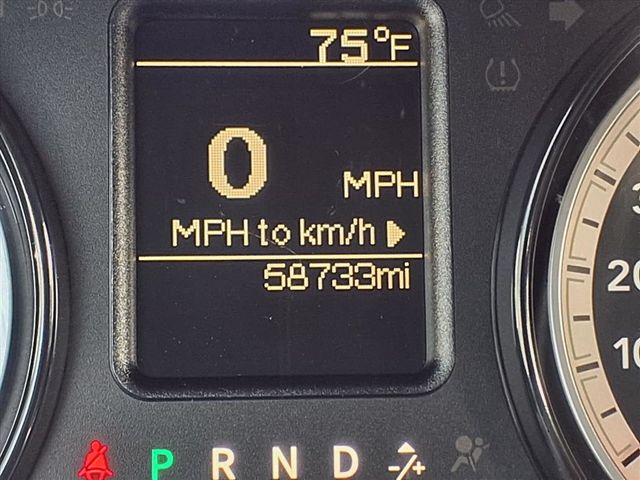 2017 Ram 3500 Tradesman 4x2 Crew Cab 8' Box - 22952796 - 29