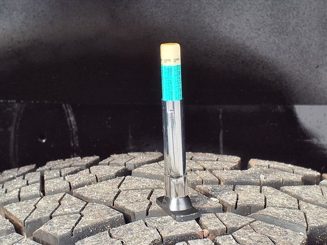 2017 Ram 3500 Tradesman 4x2 Crew Cab 8' Box - 22952796 - 33