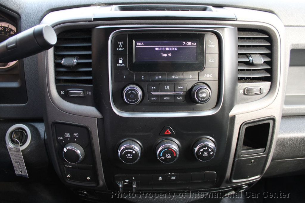 2017 Ram 3500 Tradesman 4x4 Crew Cab 8' Box - 22837853 - 13