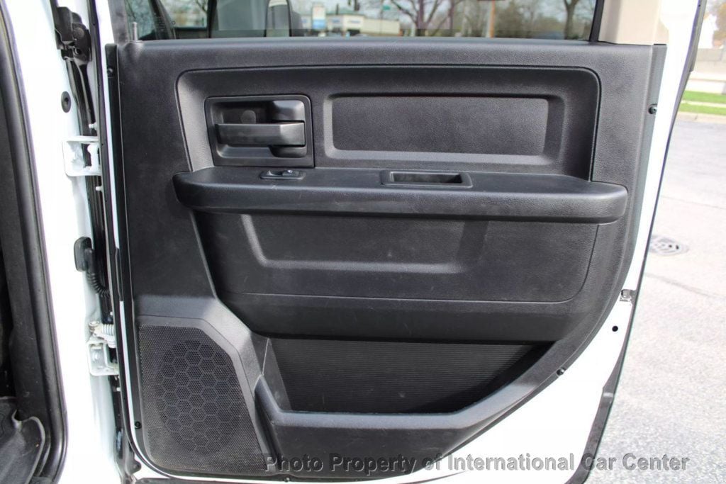 2017 Ram 3500 Tradesman 4x4 Crew Cab 8' Box - 22837853 - 20