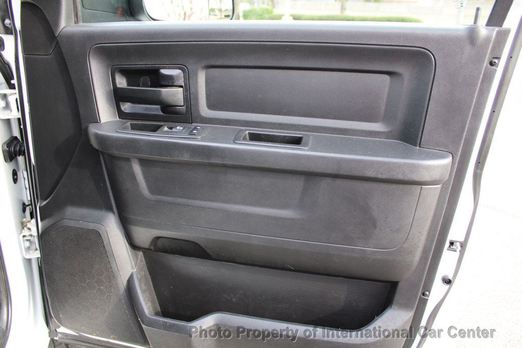 2017 Ram 3500 Tradesman 4x4 Crew Cab 8' Box - 22837853 - 22