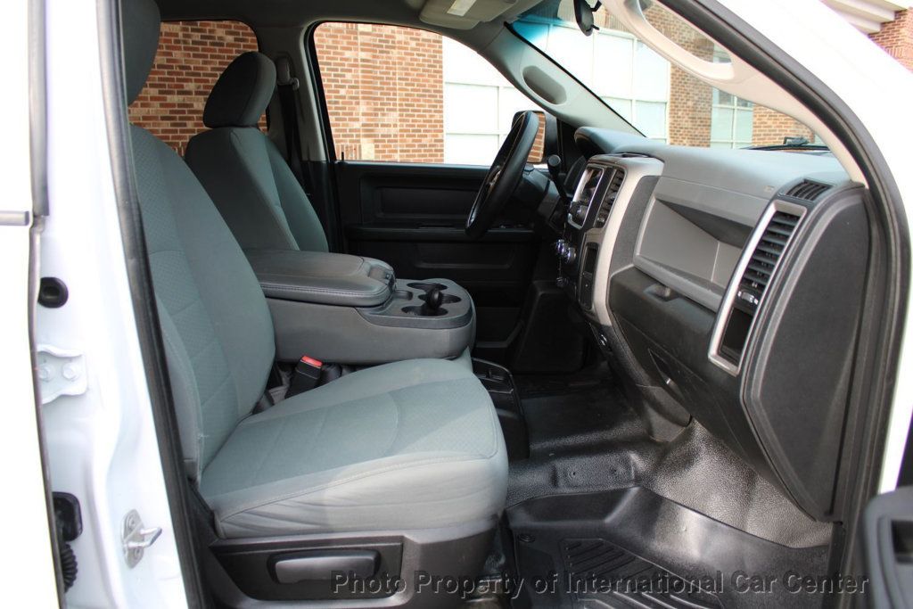 2017 Ram 3500 Tradesman 4x4 Crew Cab 8' Box - 22837853 - 24