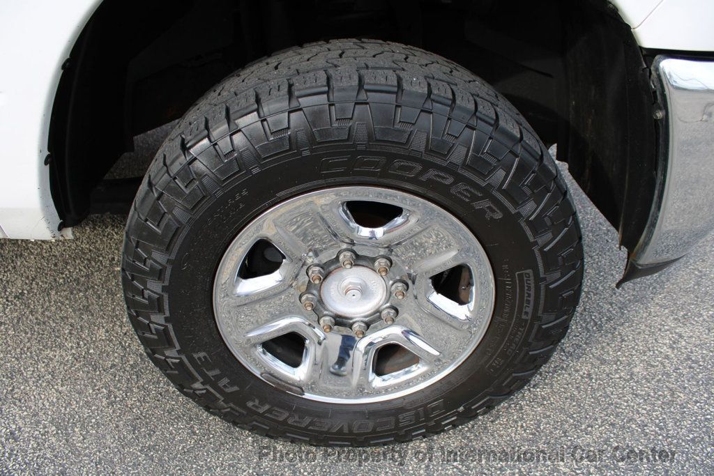 2017 Ram 3500 Tradesman 4x4 Crew Cab 8' Box - 22837853 - 32
