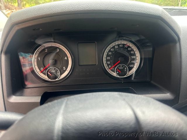 2017 Ram 3500 Tradesman 4x4 Crew Cab 8' Box - 23026232 - 30