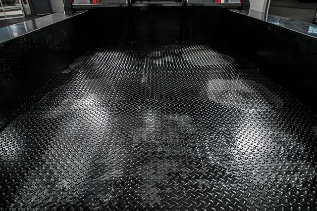 2017 Ram 3500 Chassis Cab 3500 CREW 4X4 * 6.7 CUMMINS * AISIN * NEW CONCRETE BODY - 17543662 - 11