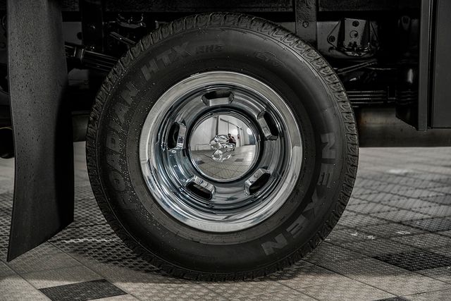 2017 Ram 3500 Chassis Cab 3500 CREW 4X4 * 6.7 CUMMINS * AISIN * NEW CONCRETE BODY - 17543662 - 15