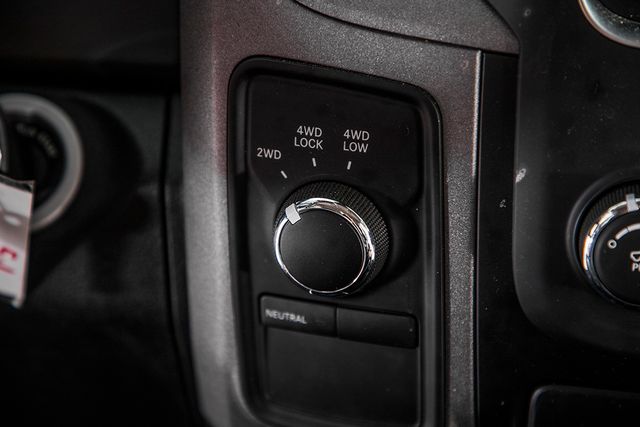 2017 Ram 3500 Chassis Cab 3500 CREW 4X4 * 6.7 CUMMINS * AISIN * NEW CONCRETE BODY - 17543662 - 21