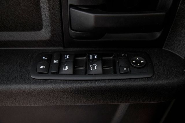 2017 Ram 3500 Chassis Cab 3500 CREW 4X4 * 6.7 CUMMINS * AISIN * NEW CONCRETE BODY - 17543662 - 28