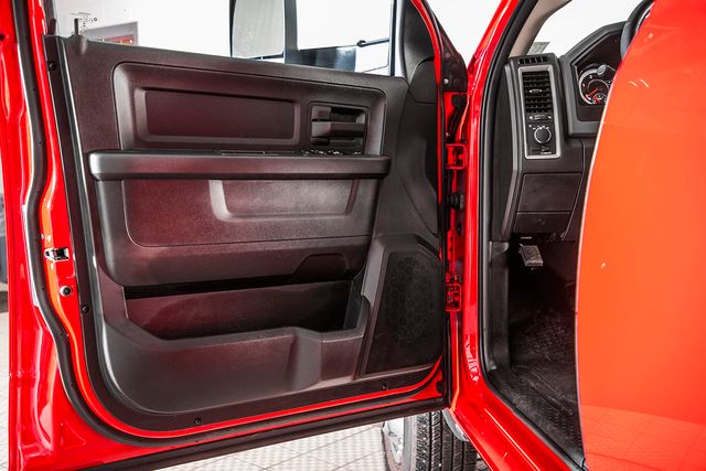 2017 Ram 3500 Chassis Cab 3500 CREW 4X4 * 6.7 CUMMINS * AISIN * NEW CONCRETE BODY - 17543662 - 29