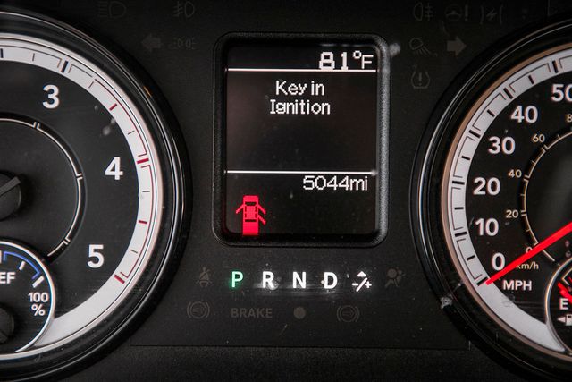 2017 Ram 3500 Chassis Cab 3500 CREW 4X4 * 6.7 CUMMINS * AISIN * NEW CONCRETE BODY - 17543662 - 31