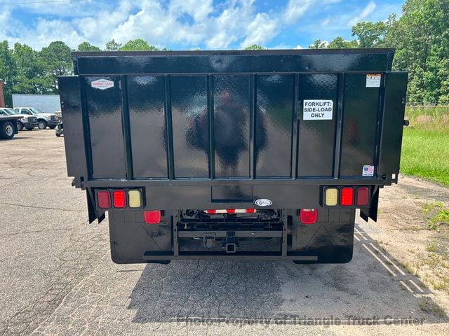 2017 Ram 3500HD CREW CAB STAKE BODY JUST 26k MILES! LIFT GATE! SUPER CLEAN UNIT! 100 PICTURES! - 22863621 - 2