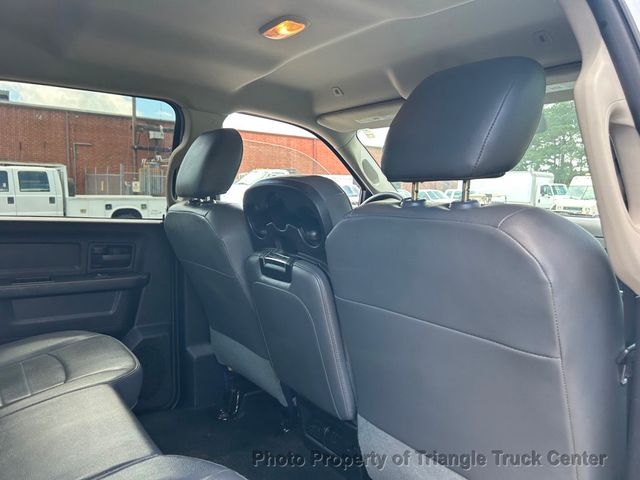 2017 Ram 3500HD CREW CAB STAKE BODY JUST 26k MILES! LIFT GATE! SUPER CLEAN UNIT! 100 PICTURES! - 22863621 - 40