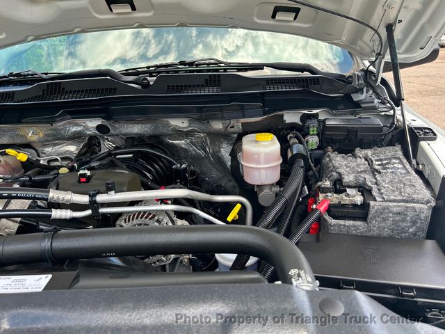 2017 Ram 3500HD CREW CAB STAKE BODY JUST 26k MILES! LIFT GATE! SUPER CLEAN UNIT! 100 PICTURES! - 22863621 - 49