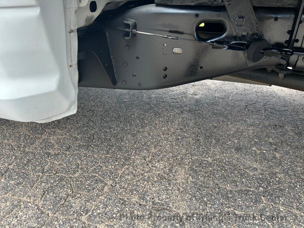 2017 Ram 3500HD CREW CAB STAKE BODY JUST 26k MILES! LIFT GATE! SUPER CLEAN UNIT! 100 PICTURES! - 22863621 - 54