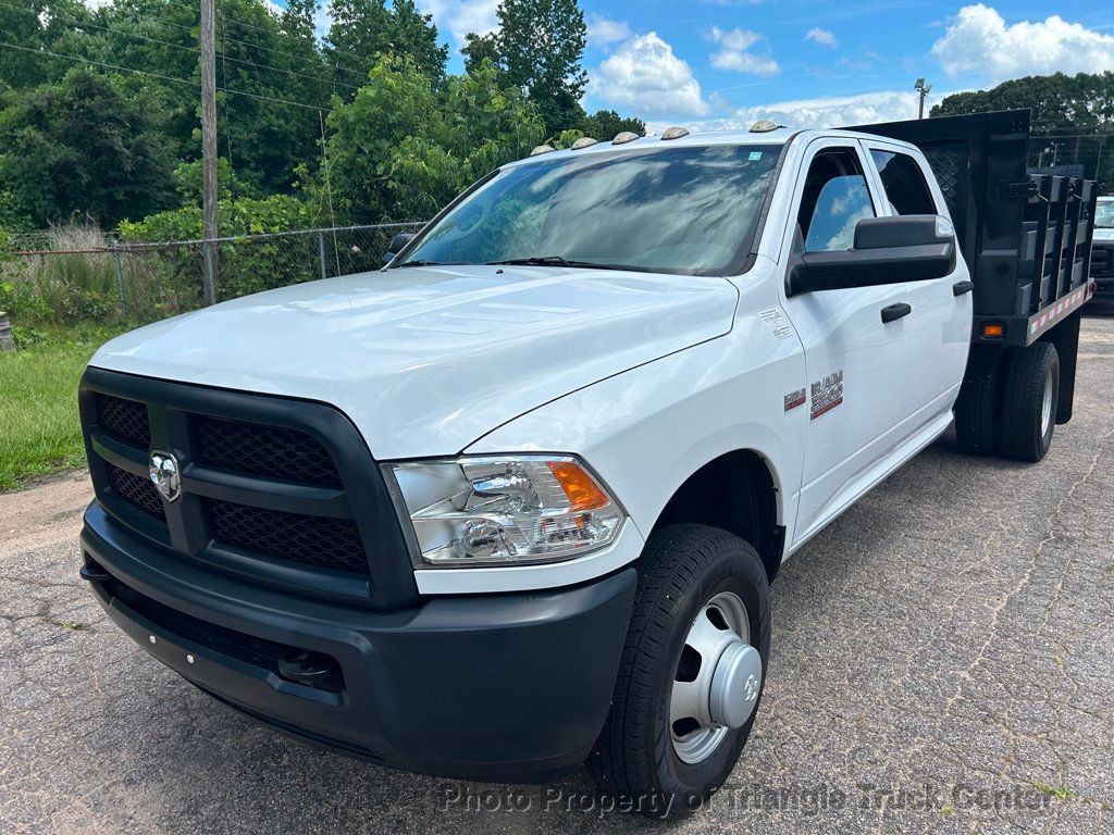 2017 Ram 3500HD CREW CAB STAKE BODY JUST 26k MILES! LIFT GATE! SUPER CLEAN UNIT! 100 PICTURES! - 22863621 - 60