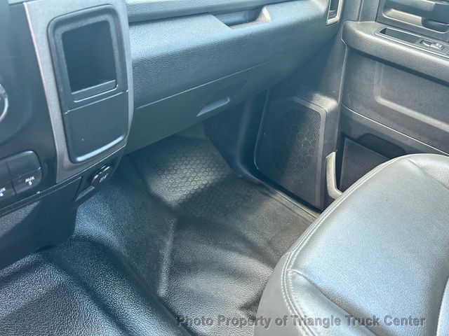 2017 Ram 3500HD CREW CAB STAKE BODY JUST 26k MILES! LIFT GATE! SUPER CLEAN UNIT! 100 PICTURES! - 22863621 - 80