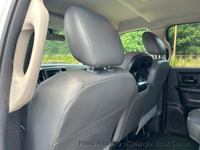 2017 Ram 3500HD CREW CAB STAKE BODY JUST 26k MILES! LIFT GATE! SUPER CLEAN UNIT! 100 PICTURES! - 22863621 - 96