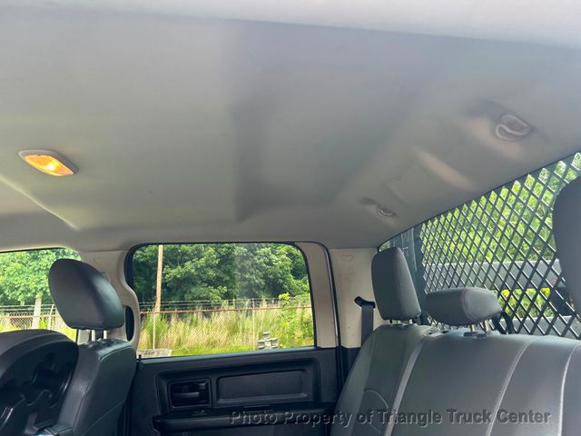 2017 Ram 3500HD CREW CAB STAKE BODY JUST 26k MILES! LIFT GATE! SUPER CLEAN UNIT! 100 PICTURES! - 22863621 - 97